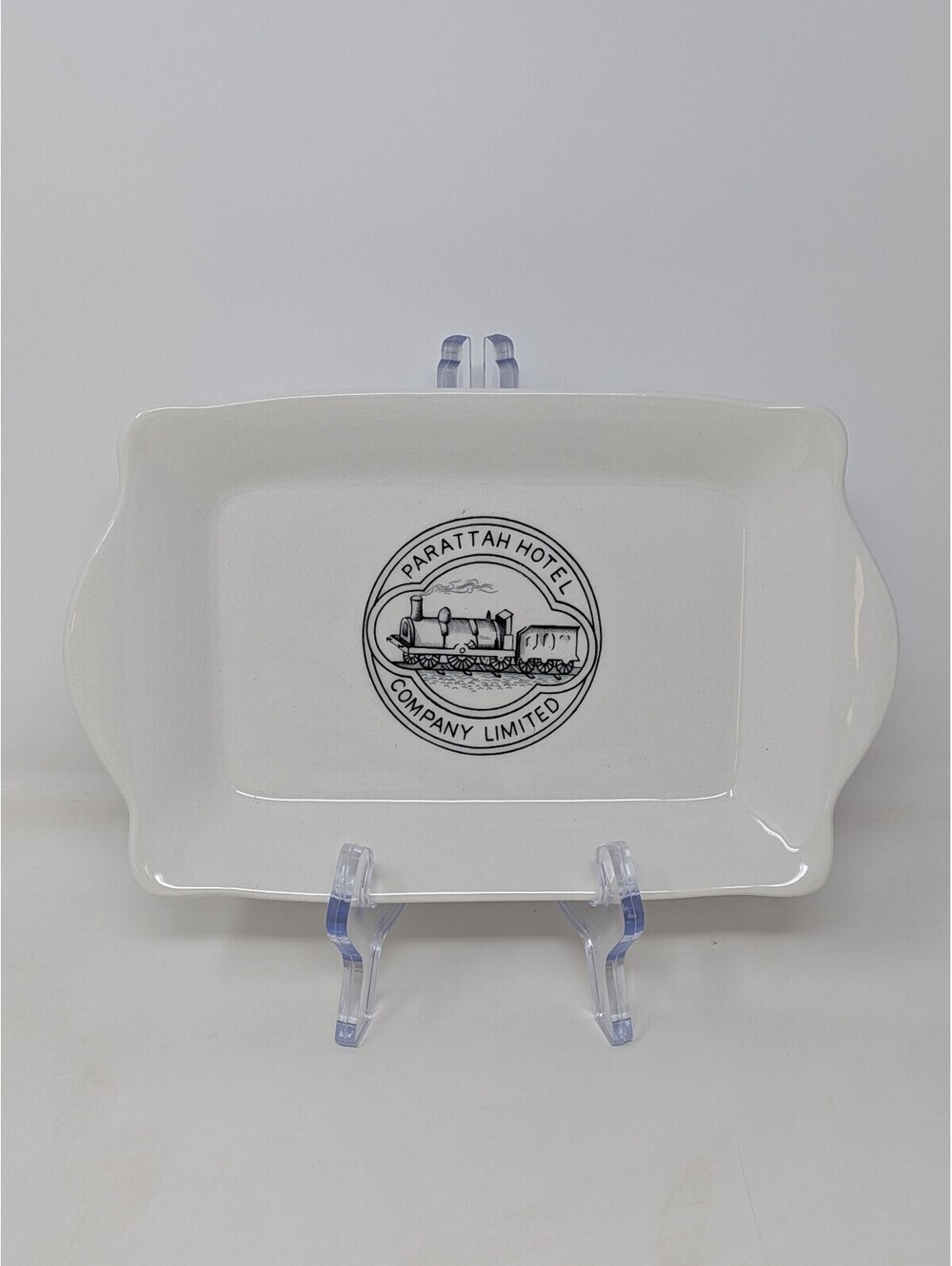 Stonewall Kitchen Adult Vintage Hotel Collection Ceramic Tip Tray White Black